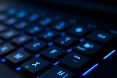 ضربه زدن به کلید (Keystroke) چیست؟